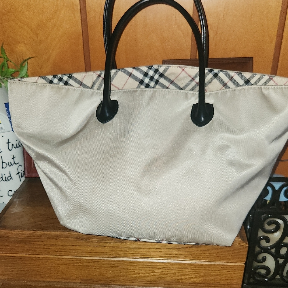 Burberry Cream and Black Classic Tote